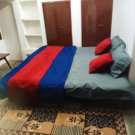 Ramaya Homestay Varanasi Exterior foto
